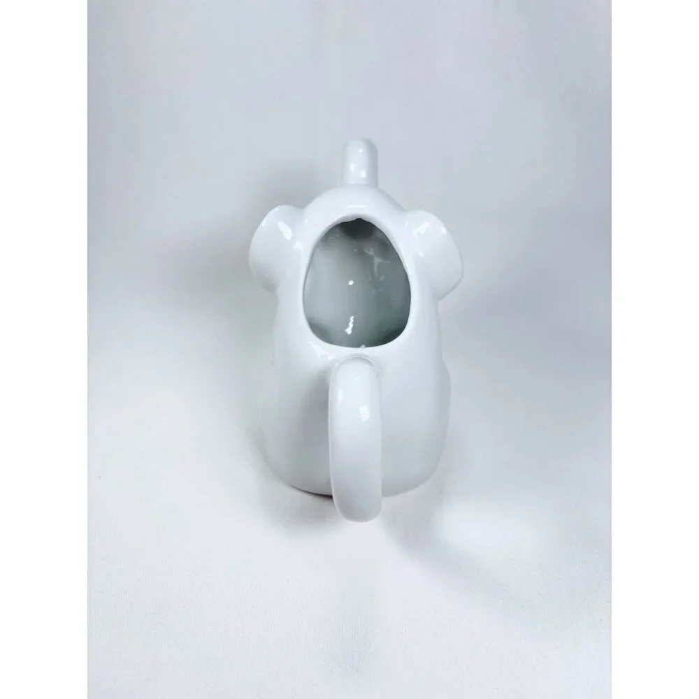 HIC Kitchen Elephant Trunk Up 9 Ounce Gloss‎ White Porcelain Creamer w/ Handle